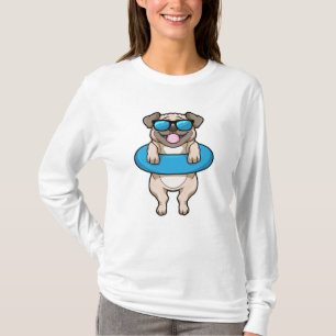 Hund vid simning med Simma ring och solglasögon T Shirt