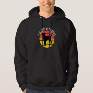 Hund viloläge med Hundar ägare marionettbricka Hum Hoodie