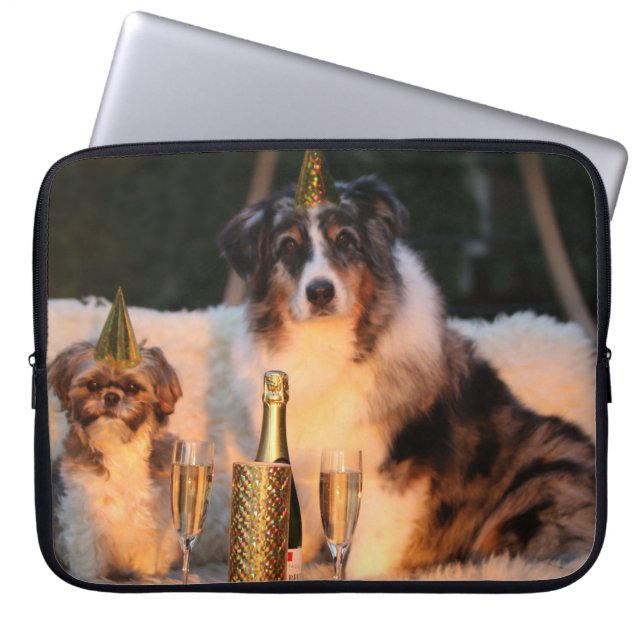 Hundar firar nyår laptop fodral (Framsidan)