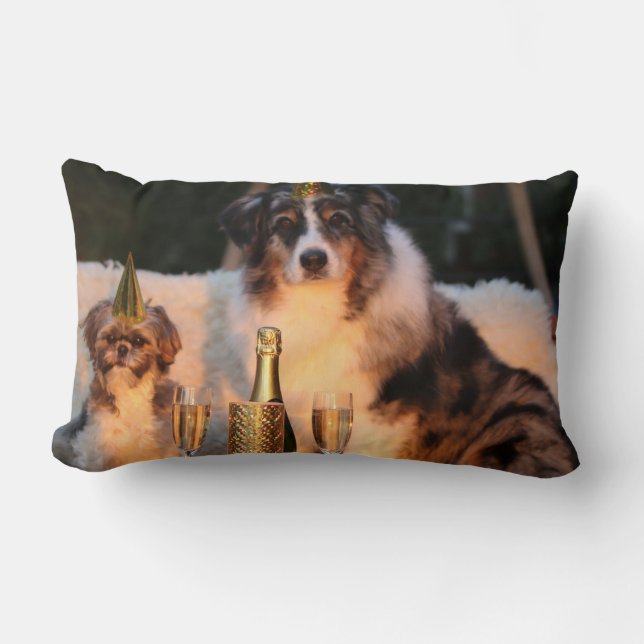 Hundar firar nyår lumbarkudde (Framsida)