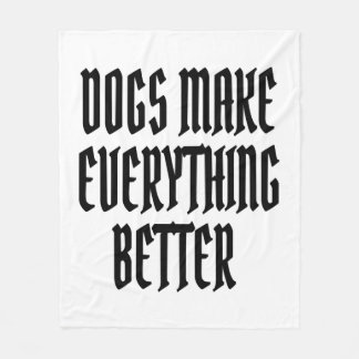 Hundar gör allt bättre. fleecefilt