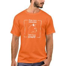 Hundar har ägare, katter har personal