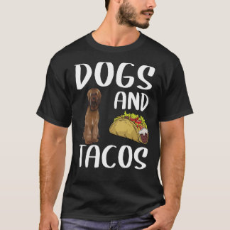 Hundar och Tacos Briard Mexikanska livsmedel T Shirt