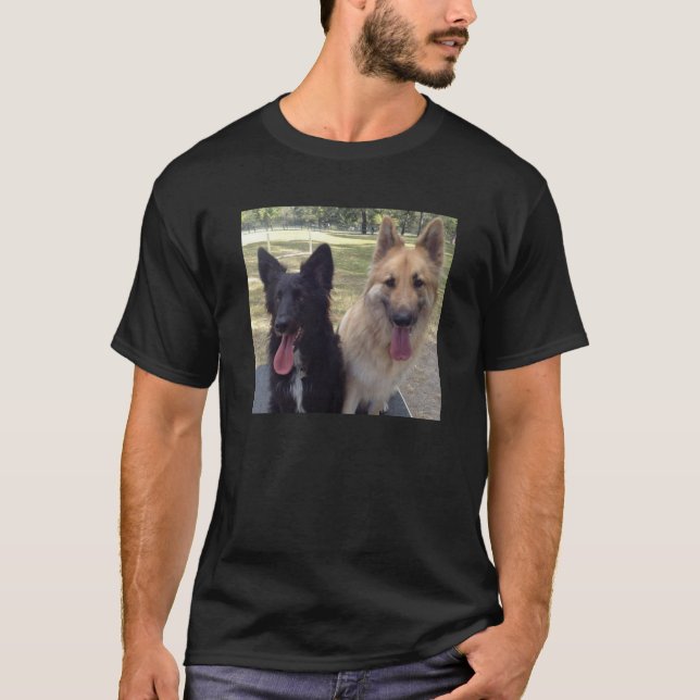 Hundar på parkerar t shirt (Framsida)
