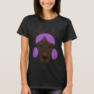 Hundar på Wigs Funny Lila Doberman T Shirt