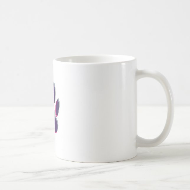 Hundavtryck ur fokus kaffemugg (Höger)