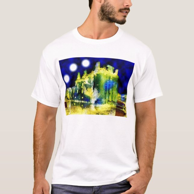 HUNDRAD CASTLE T-SHIRT (Framsida)