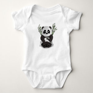 Hungrig panda hand plockade illustration t shirt