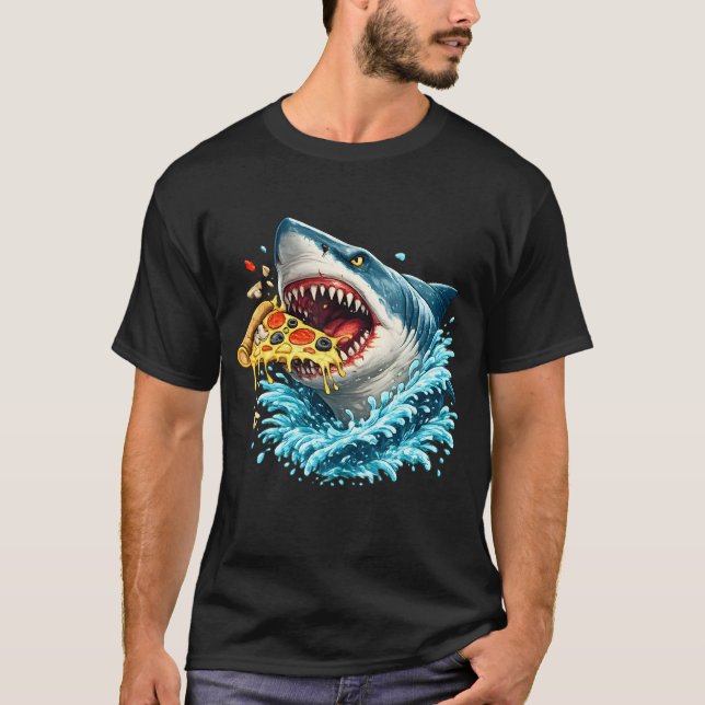 Hungry Pizza Shark Great White Shark Eating Pizza  T Shirt (Framsida)