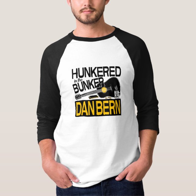 Hunknade i bunker T-Shirt (Framsida)