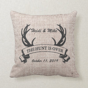 "Hunt är över" Rustic Antler Bröllop Gift Kudde