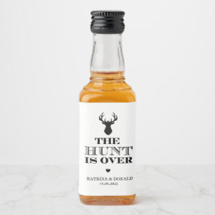 Hunt är över Rustic-Landsbyggsbröllopet Spritflaskor Etikett