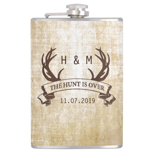 "Hunt är över" Rustic Personligt bröllp Gift Fickplunta (Framsidan)