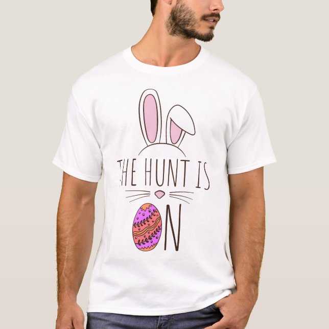 Hunt är på Påskägg Hunt Cute Bunny T Shirt (Framsida)