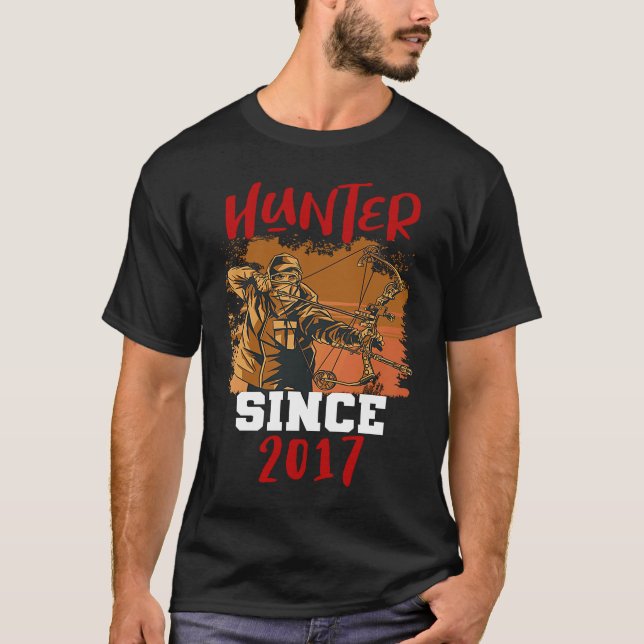 Hunter sedan 2017 t shirt (Framsida)