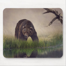 Hunting Brown Bear Mouse Pad Musmatta