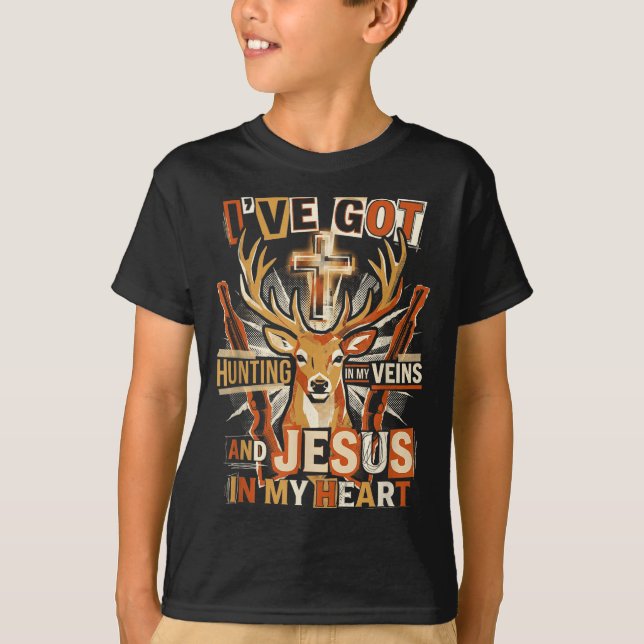 Hunting In My Veins Jesus In Heart Christian Deer  T Shirt (Framsida)