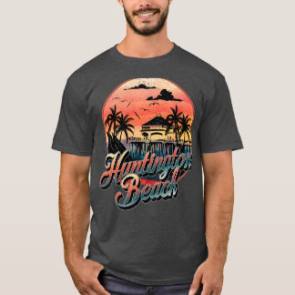 Huntington Beach Pier Vintage Sunset Surfboard Sur T Shirt