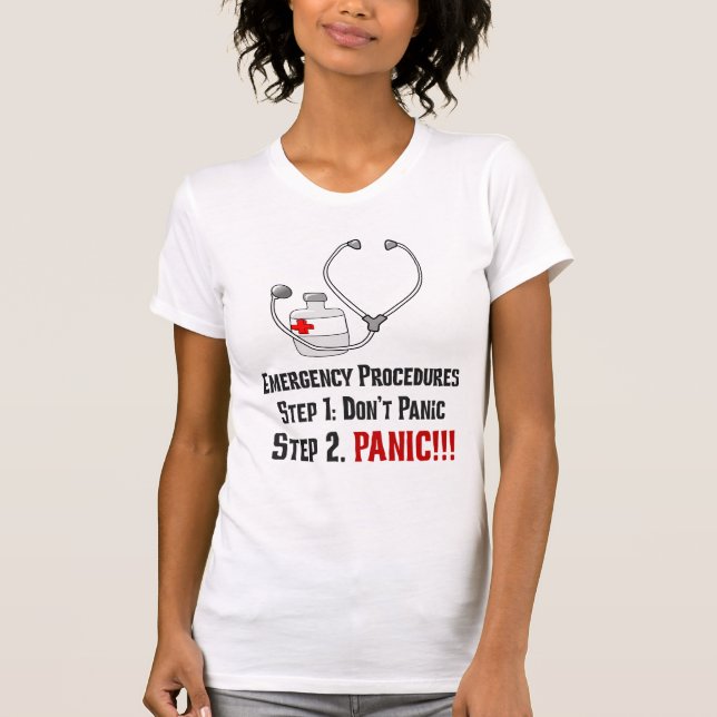 Hur Läkare svarar på Akutet T-shirt (Framsida)