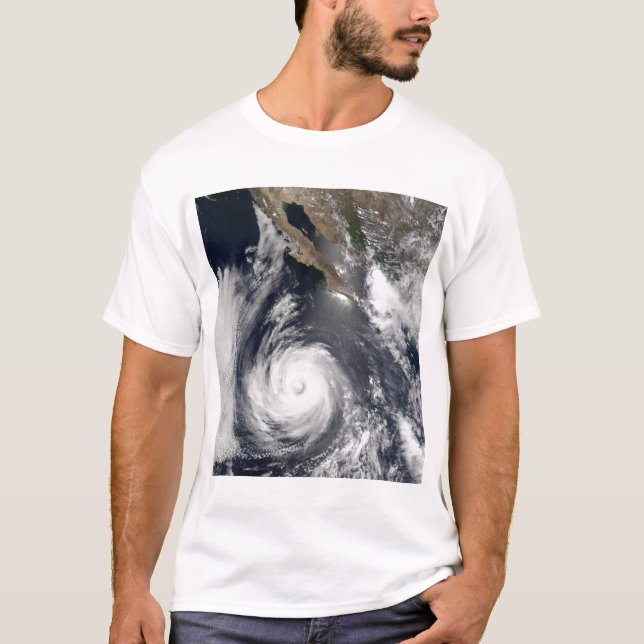 Hurricane Douglas T-shirt (Framsida)