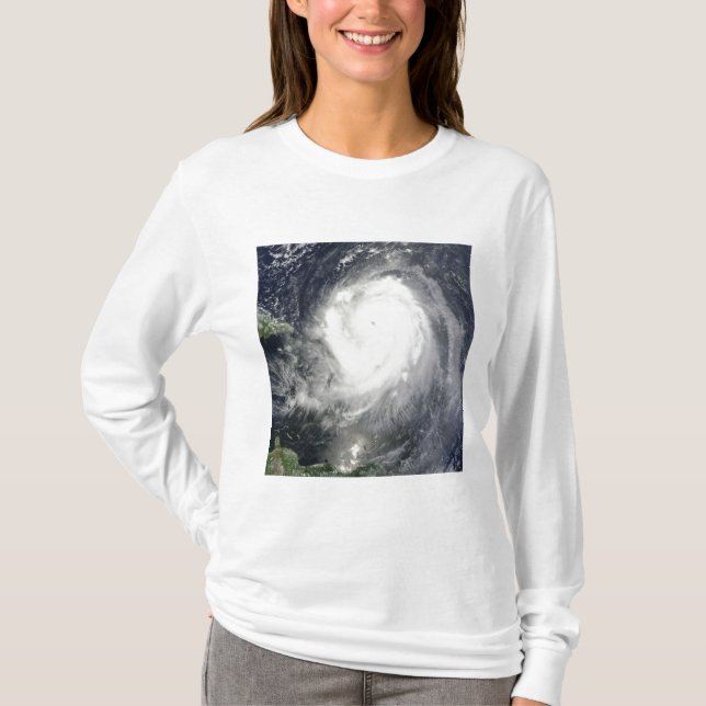 Hurricane Earl Tee Shirt (Framsida)