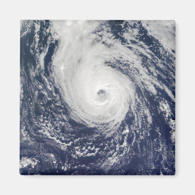 Hurricane Epsilon Magnet (Framsidan)
