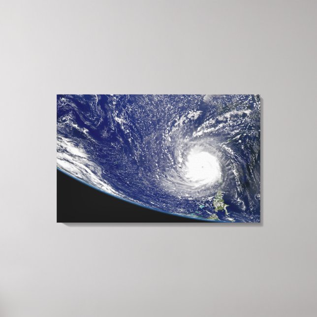Hurricane Frances Canvastryck (Framsida)