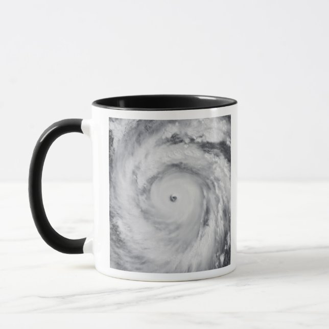 Hurricane Jangmi Mugg (Vänster)