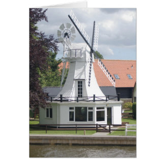 Hus i stilen av en kvarn på Norfolk en sjödistrikt Hälsningskort