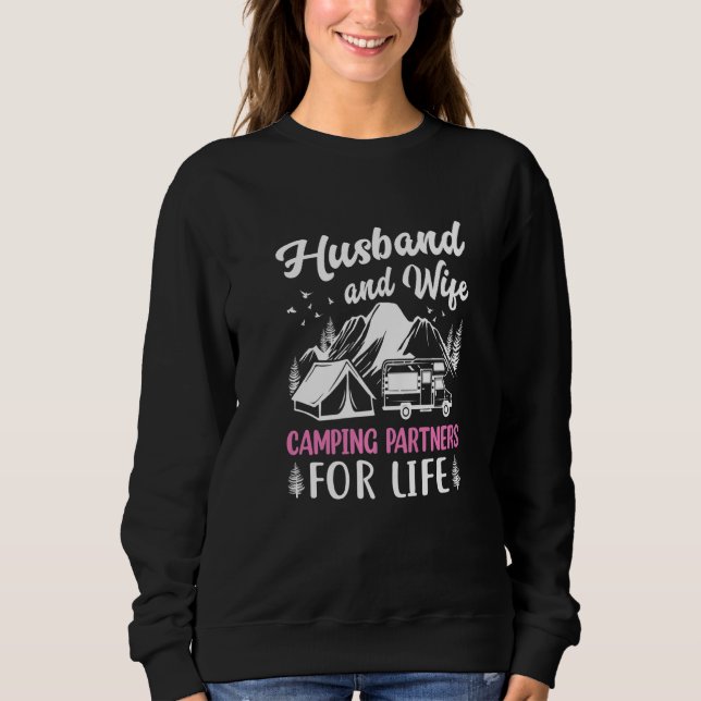 Husband and Wife Camping Partners for Life  Camper T Shirt (Framsida)