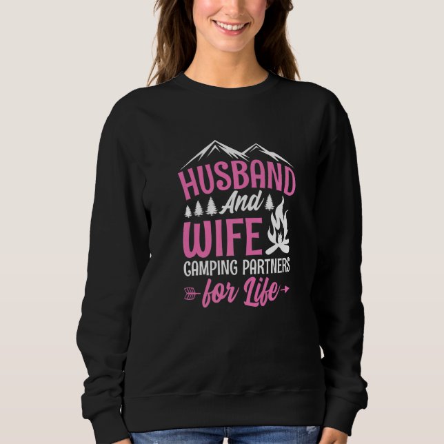 Husband and Wife Camping Partners for Life  Camper T Shirt (Framsida)