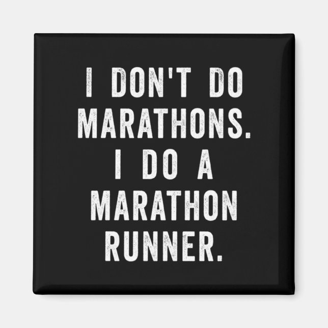 Husband I Dont Do Marathons I Do A Marathon Runne  Magnet (Framsidan)
