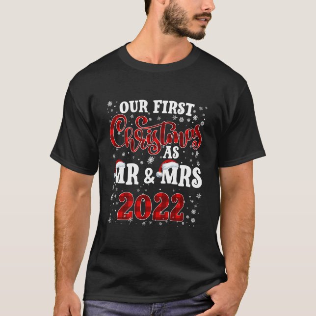 Husband Our First As Mr Mrs 2022 T Shirt (Framsida)