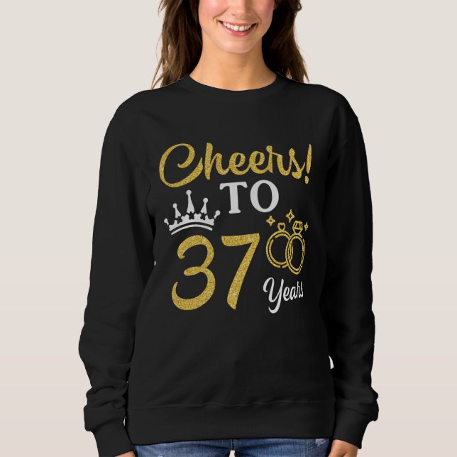 Husband Wife Drinking Beer Wine Cheers To 37 Years T Shirt (Framsida)
