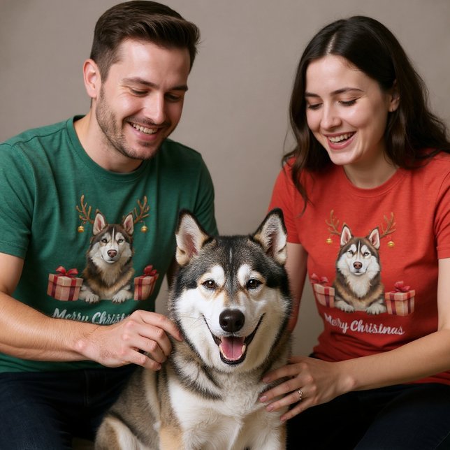 Husky Reindeer T Shirt (Skapare uppladdad)