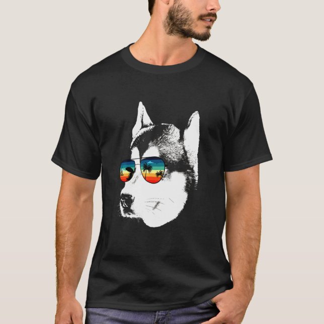 Husky with Glass Sunglass T Shirt (Framsida)