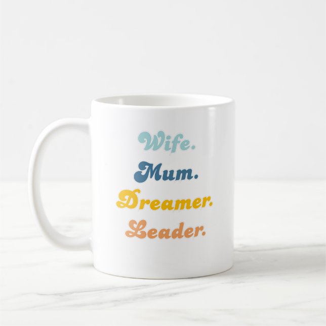 Hustru Mamma Drömmare Ledare Groovy Retro Typograf Kaffemugg (Vänster)