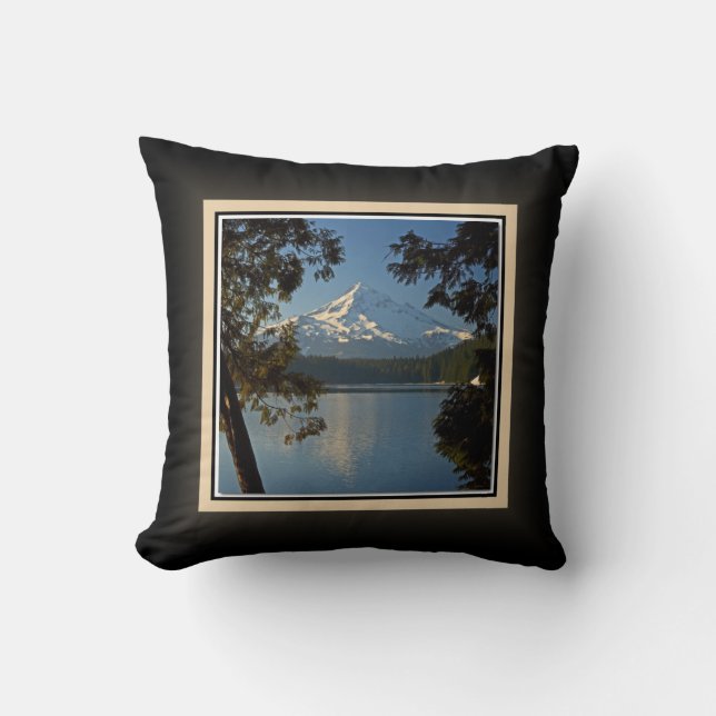 Huvan som seglar utmed kusten, kudder kudde (Framsida)