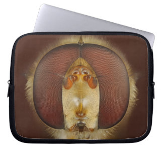 Huvud- och sammansättningögon av en svävandefluga laptop sleeve
