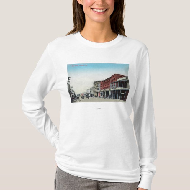 Huvudsaklig gata SceneWoodland, CA T Shirt (Framsida)