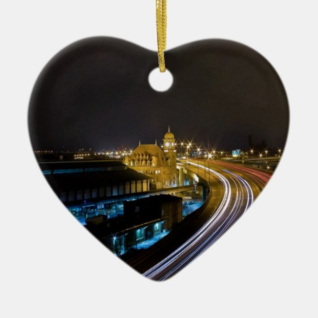 Huvudsaklig gatastation RVA Julgransprydnad Keramik (Framsidan)