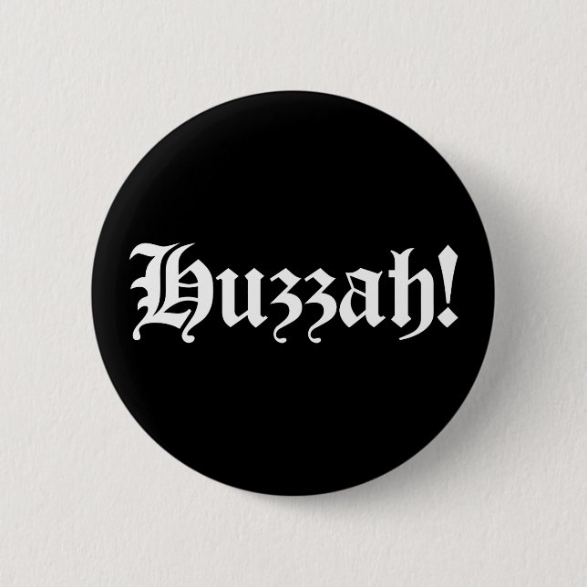 Huzzah! {Medieval Typography} Knapp (Framsida)