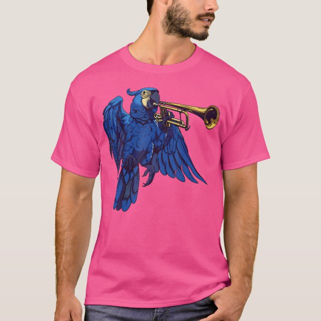 Hyacint Macaw som spelar trumpet T Shirt (Framsida)