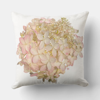 Hydrangea - Blush - Throw Pillow Kudde