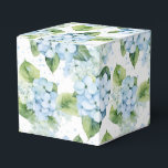 Hydrangea Print Party Trebox Presentaskar<br><div class="desc">Parti-favärderrutan visas med en hydroangea-blommigt utskrift. Anpassa det här objektet eller köp som det är. Tips! Lägg till dina underbara behandlingar och lägg till lite festligt band. Licensierad bild</div>