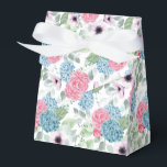 Hydrangea Print Party Trebox Presentaskar<br><div class="desc">Parti-favärderrutan visas med en hydroangea-blommigt utskrift. Anpassa det här objektet eller köp som det är. Tips! Lägg till dina underbara behandlingar och lägg till lite festligt band.</div>