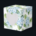 Hydrangea Print Party Trebox Presentaskar<br><div class="desc">Parti-favärderrutan visas med en hydroangea-blommigt utskrift. Anpassa det här objektet eller köp som det är. Tips! Lägg till dina underbara behandlingar och lägg till lite festligt band. Licensierad bild</div>