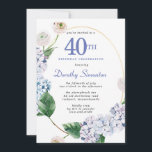 Hydrangea Ro 40:e födelsedagen Party Inbjudningar<br><div class="desc">Blå vattenblommor och  ro-blommigtar dekorerar en guld oval ram. En öppen och vettig modern botanik.</div>