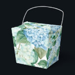 Hydrangea Tryck Festlig Presentlåda<br><div class="desc">Presentlåda för fest visas med ett blomstertryck av hydrangea. 
Anpassa denna vara eller köp som den är.
Tips: Lägg bara till dina fantastiska godsaker och lägg till lite festlig band.



Licensierad Bild</div>