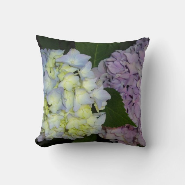 Hydrangeor rosa blommor blå lila blommor kudde (Framsida)